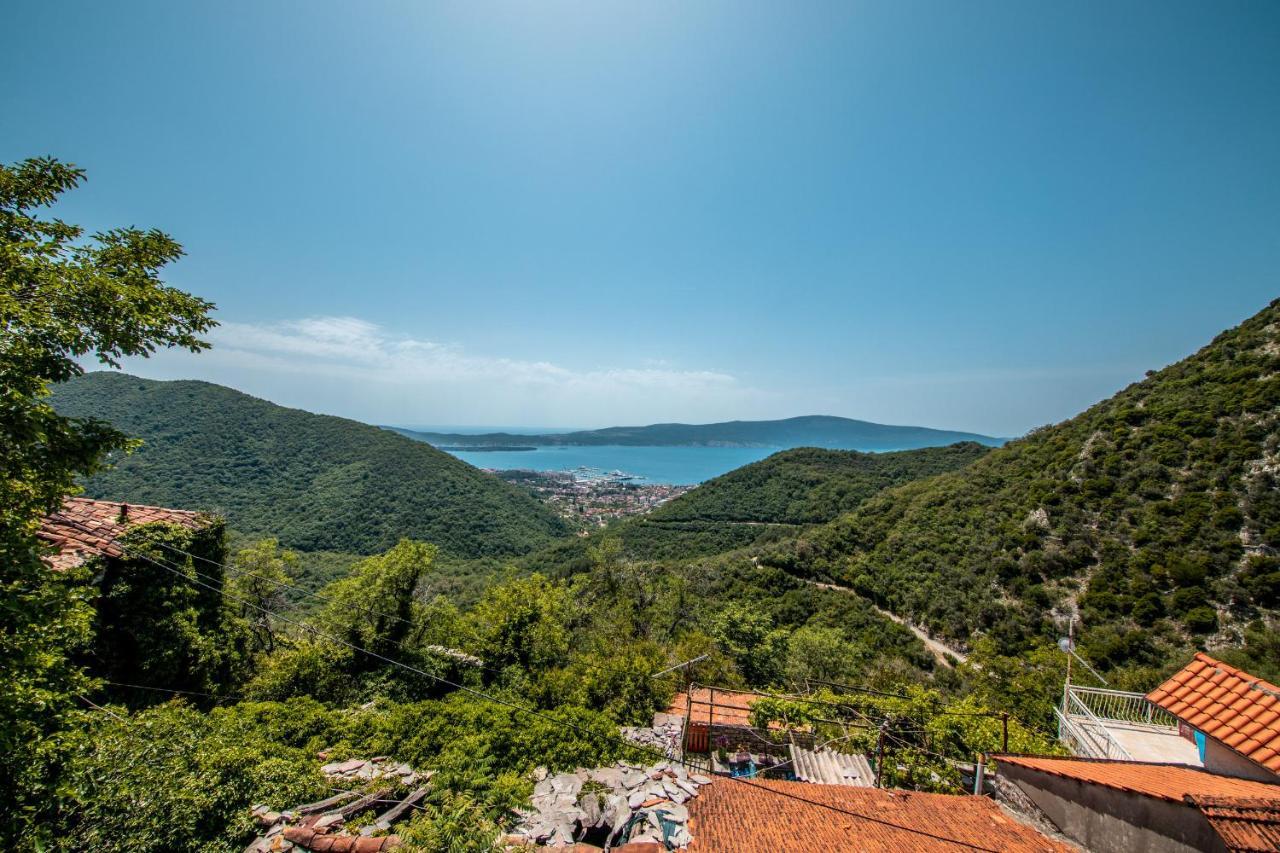 Old Stone House Villas Tivat Exterior foto